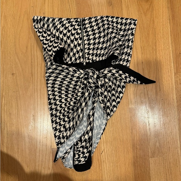 Seven Wonders strapless scarf top size L - Picture 2 of 3